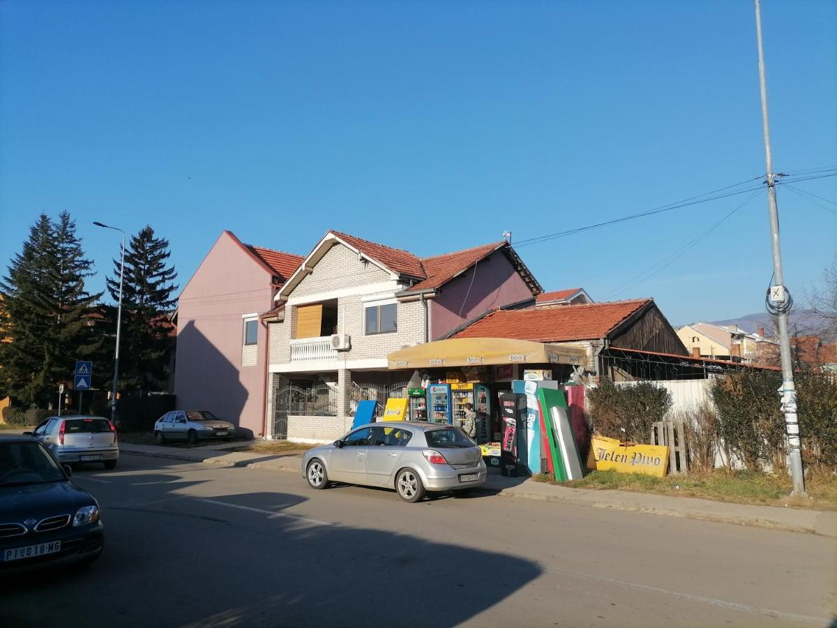 Nes Apartmani Pirot Exteriér fotografie